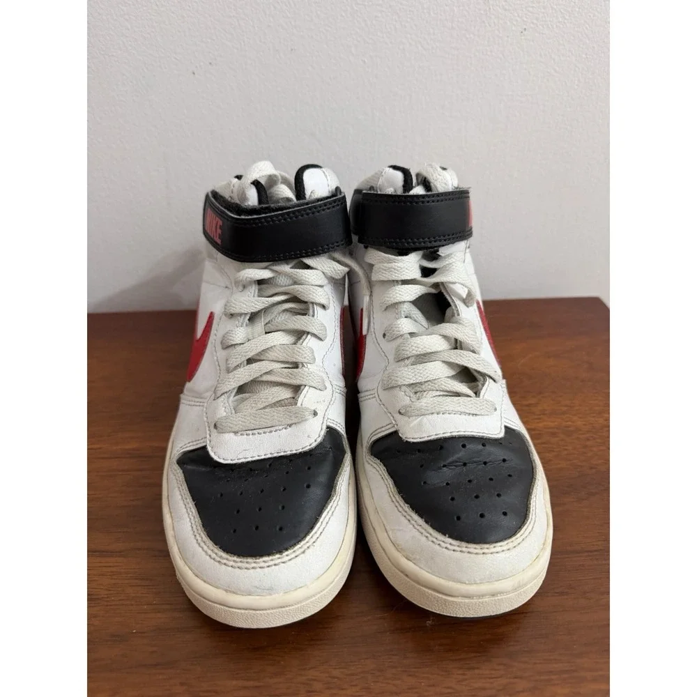 Nike white black